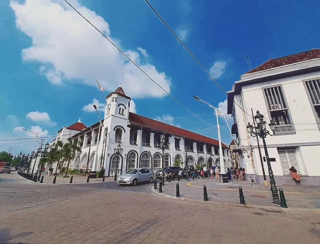 Menelusuri Keindahan Kota Lama