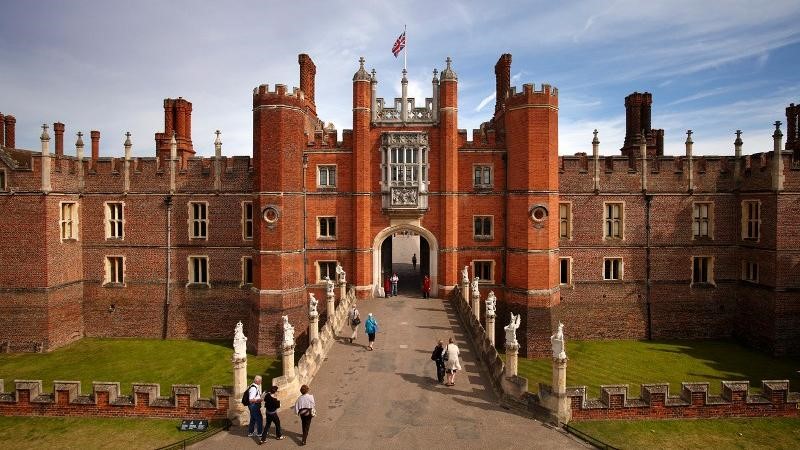 Hampton Court Palace