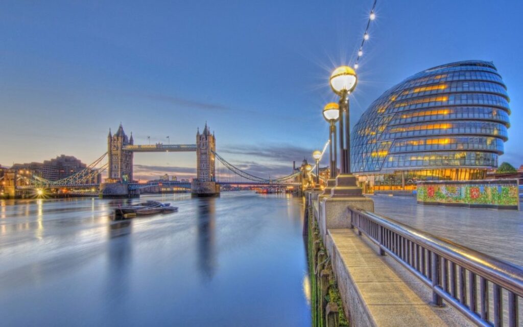 Sungai Thames