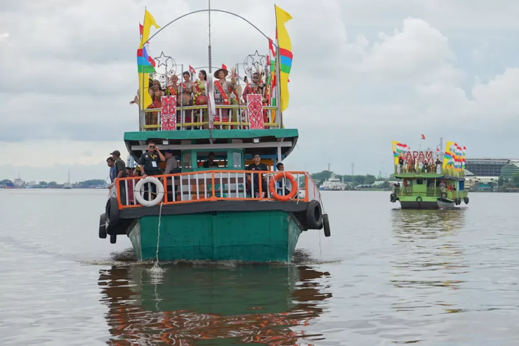 kapal-gubang-tradisi-perahu-tradisional-dari-kalimantan-barat