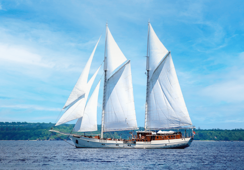 kapal-pencalang-perahu-tradisional-berkualitas-dari-indonesia