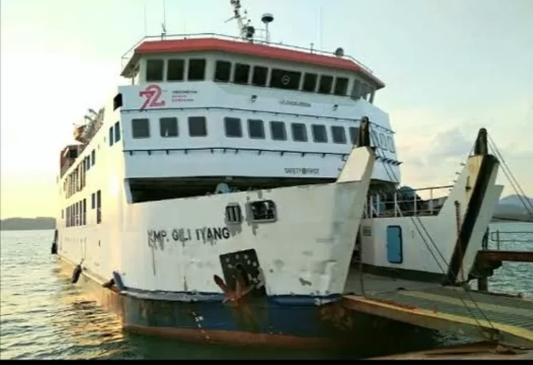 kapal-terbaik-kal-bawean-pilihan-utama-untuk-penyeberangan-pulau