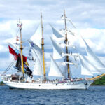 kapal-terbaik-kelas-dewaruci-keindahan-dan-keunggulan-yang-memukau