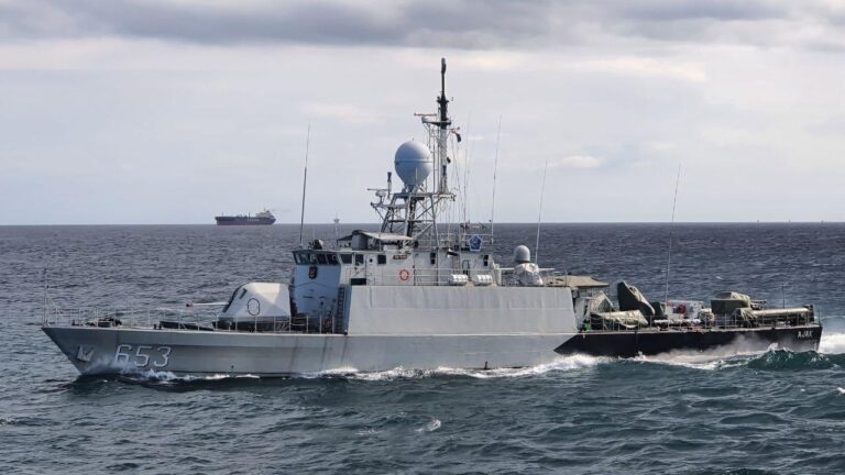 kapal-terbaik-kri-ajak-keunggulan-dan-peran-strategisnya
