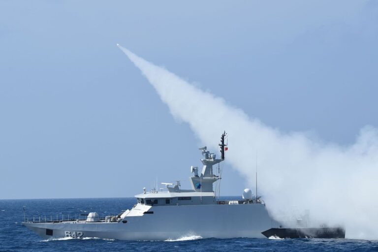 kapal-terbaik-kri-kujang-keunggulan-dan-peran-pentingnya