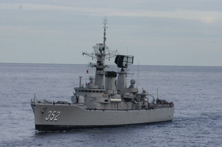 kapal-terbaik-kri-slamet-riyadi-keunggulan-dan-prestasi-tni-al