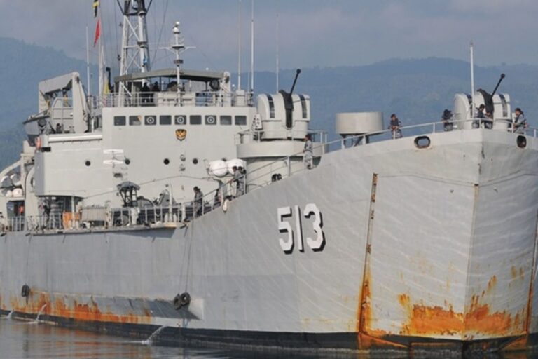 kapal-terbaik-kri-teluk-mandar-keunggulan-dan-peran-utama