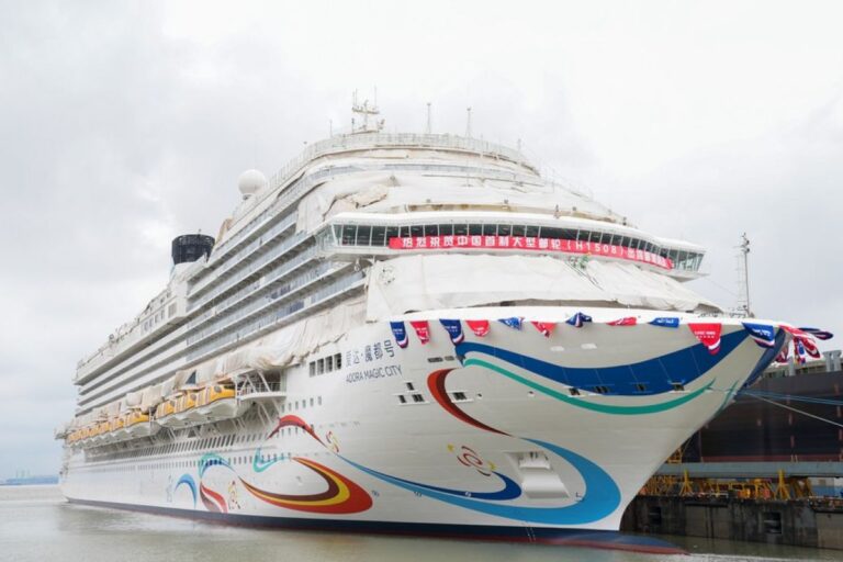 kapal-pesiar-adora-mediterania-pengalaman-wisata-laut-yang-mewah