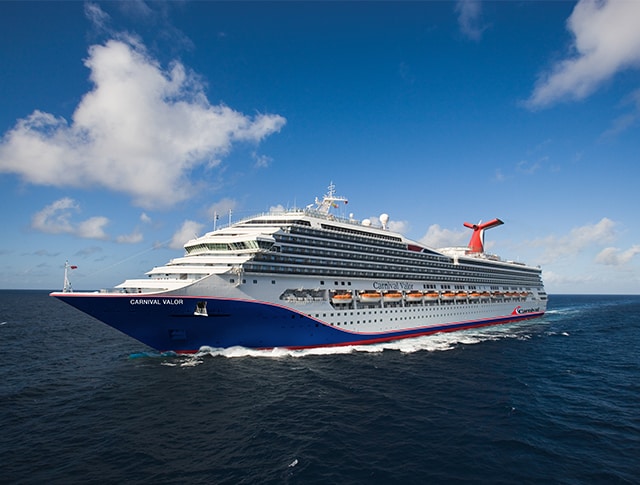 kapal-pesiar-carnival-valor-petualangan-mewah-di-lautan