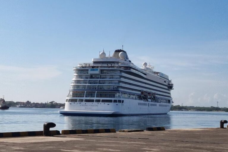 kapal-pesiar-viking-orion-keindahan-dan-fasilitas-mewah-di-laut