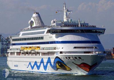 kapal-pesiar-blue-dream-melody-pengalaman-elegan-di-lautan
