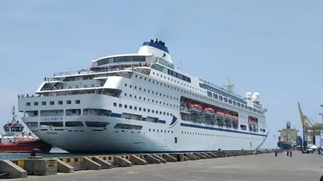 kapal-pesiar-kota-bremen-keindahan-dan-pesona-pelabuhan-tua