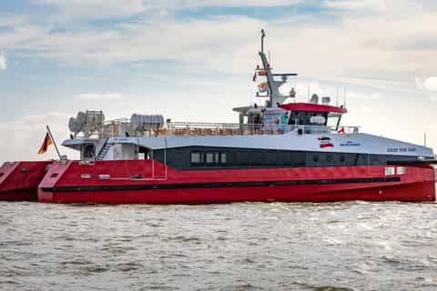 kapal-pesiar-norderney-pengalaman-wisata-laut-yang-menawan