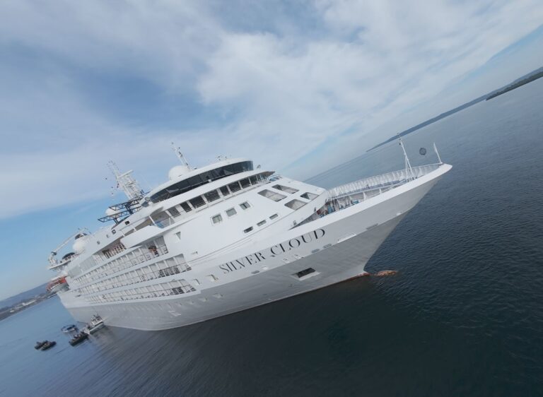 kapal-pesiar-silver-cloud-keanggunan-dan-kemewahan-di-lautan