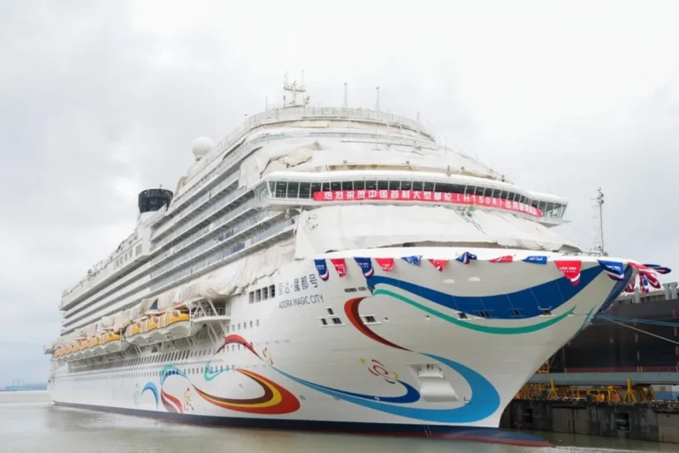 kapal-pesiar-adora-mediterania-pesona-liburan-di-laut-tengah