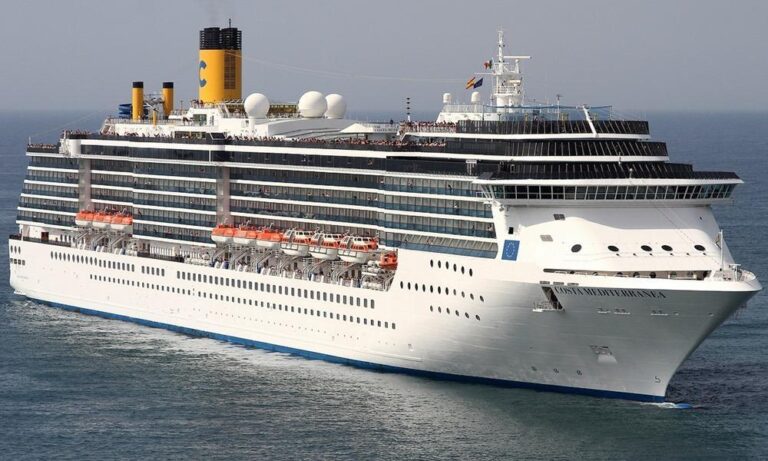 kapal-pesiar-adora-mediterranea-pilihan-wisata-laut-yang-mewah