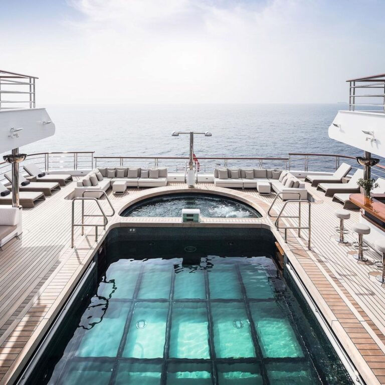 kapal-pesiar-al-said-kemewahan-dan-keanggunan-di-lautan