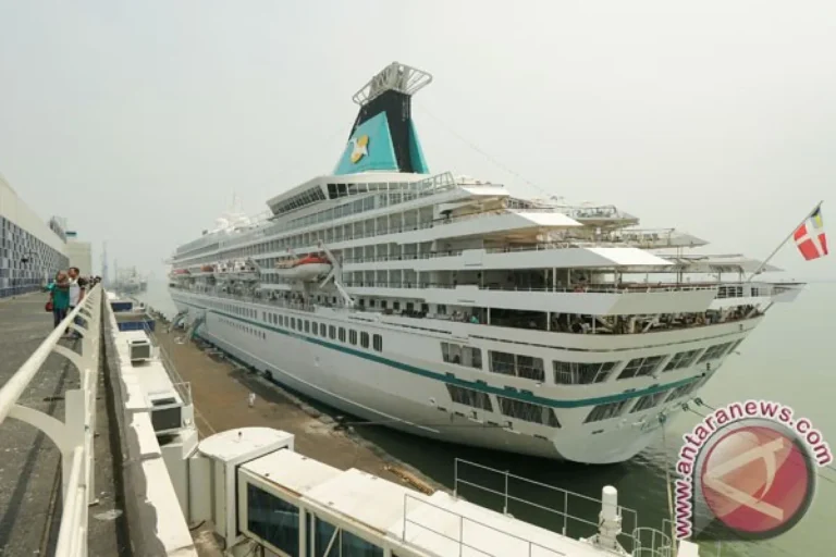 kapal-pesiar-artania-kapal-pesiar-mewah-dengan-fasilitas-lengkap