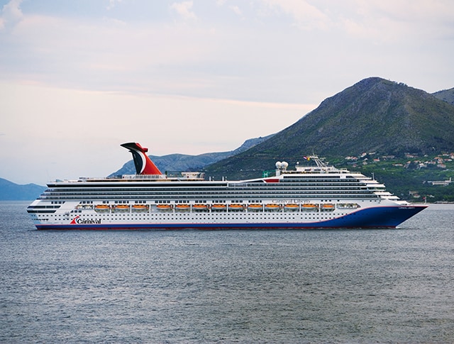 mengenal-kapal-pesiar-carnival-liberty-fasilitas-dan-pengalaman-berlayar