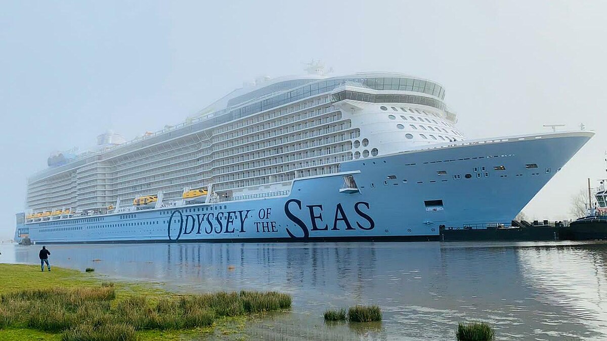 kapal-pesiar-odyssey-of-the-seas-petualangan-di-lautan-luas