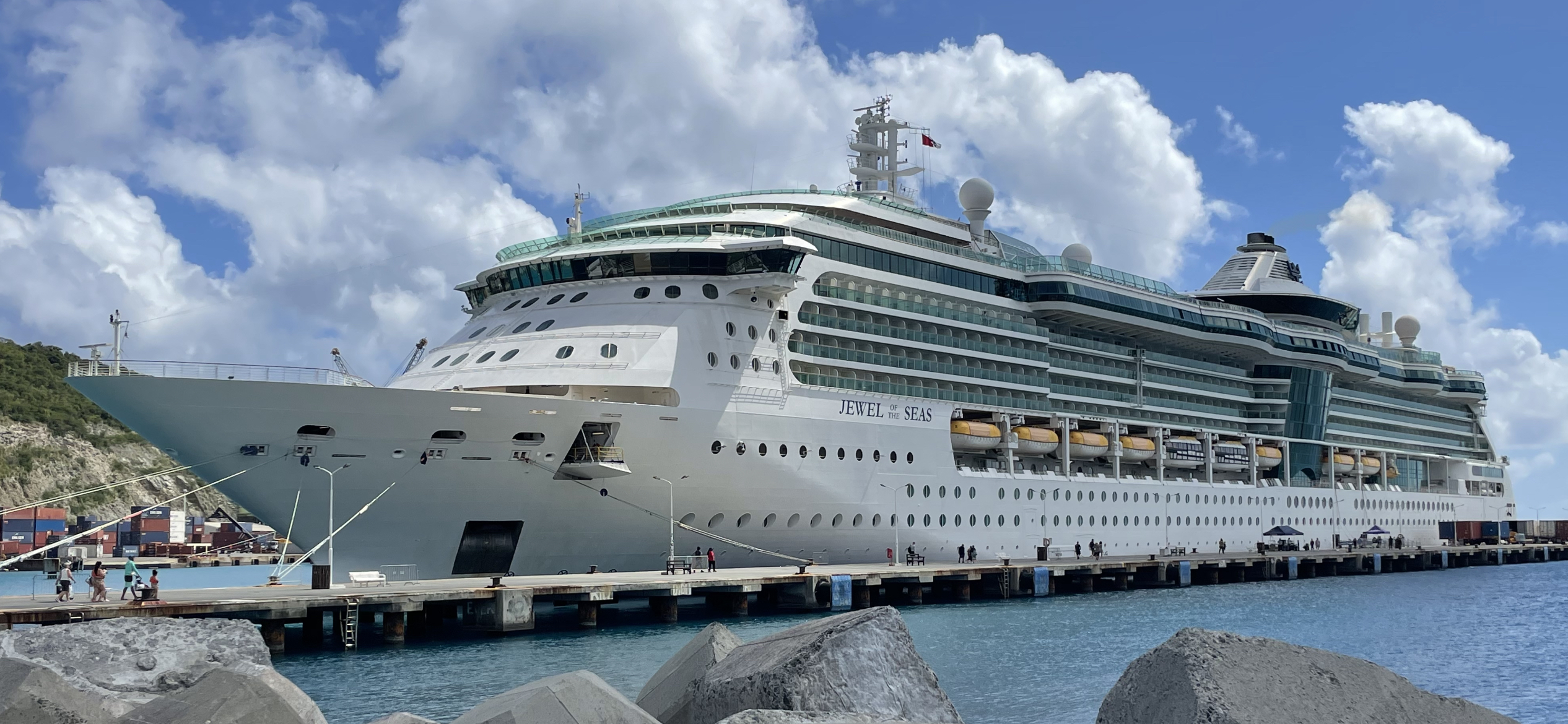 mengenal-lebih-dekat-kapal-pesiar-jewel-of-the-seas