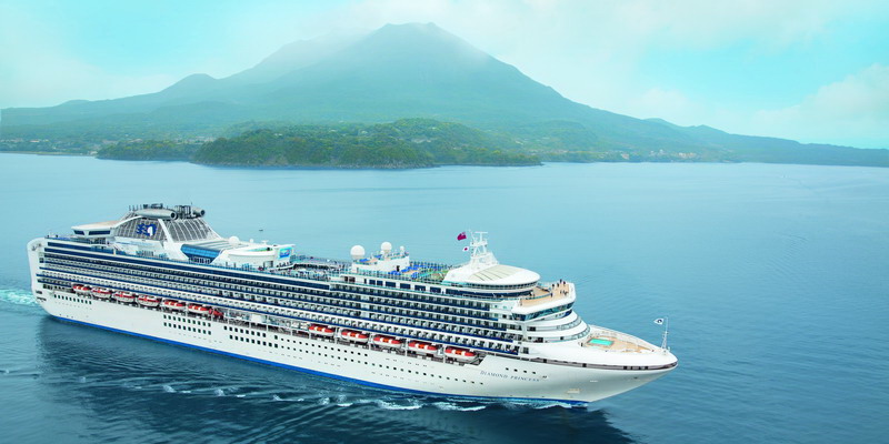 petualangan-menikmati-liburan-di-kapal-pesiar-island-escape