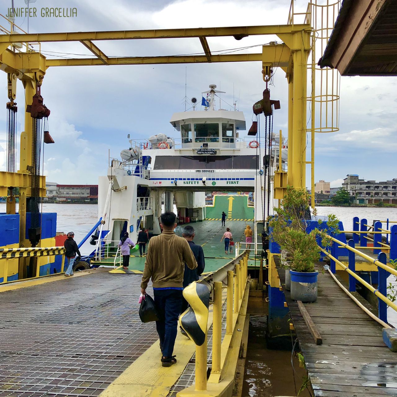 Kapal Feri Mont-Blanc: Penghubung Penyeberangan yang Aman