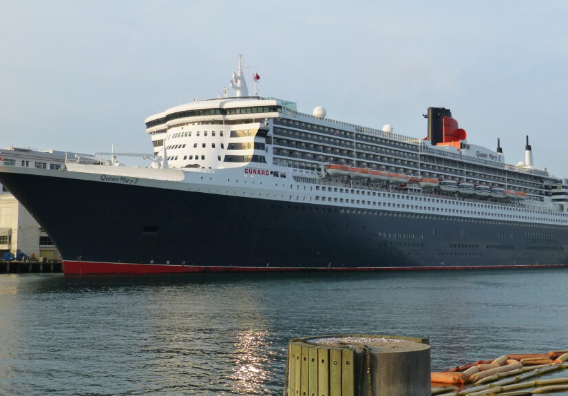 rms-queen-mary-2-kapal-pesiar-megah-yang-ikonik